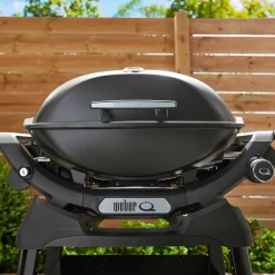 Q 2200N Gasgrill mit Seitentischen und kompaktem Stand