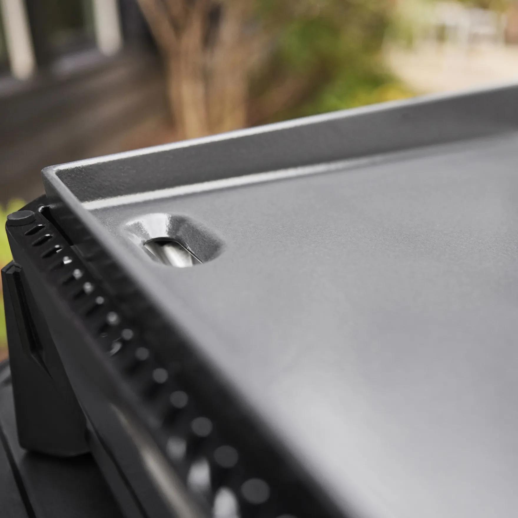 Weber® SLATE® GP 56 cm Premium Plancha