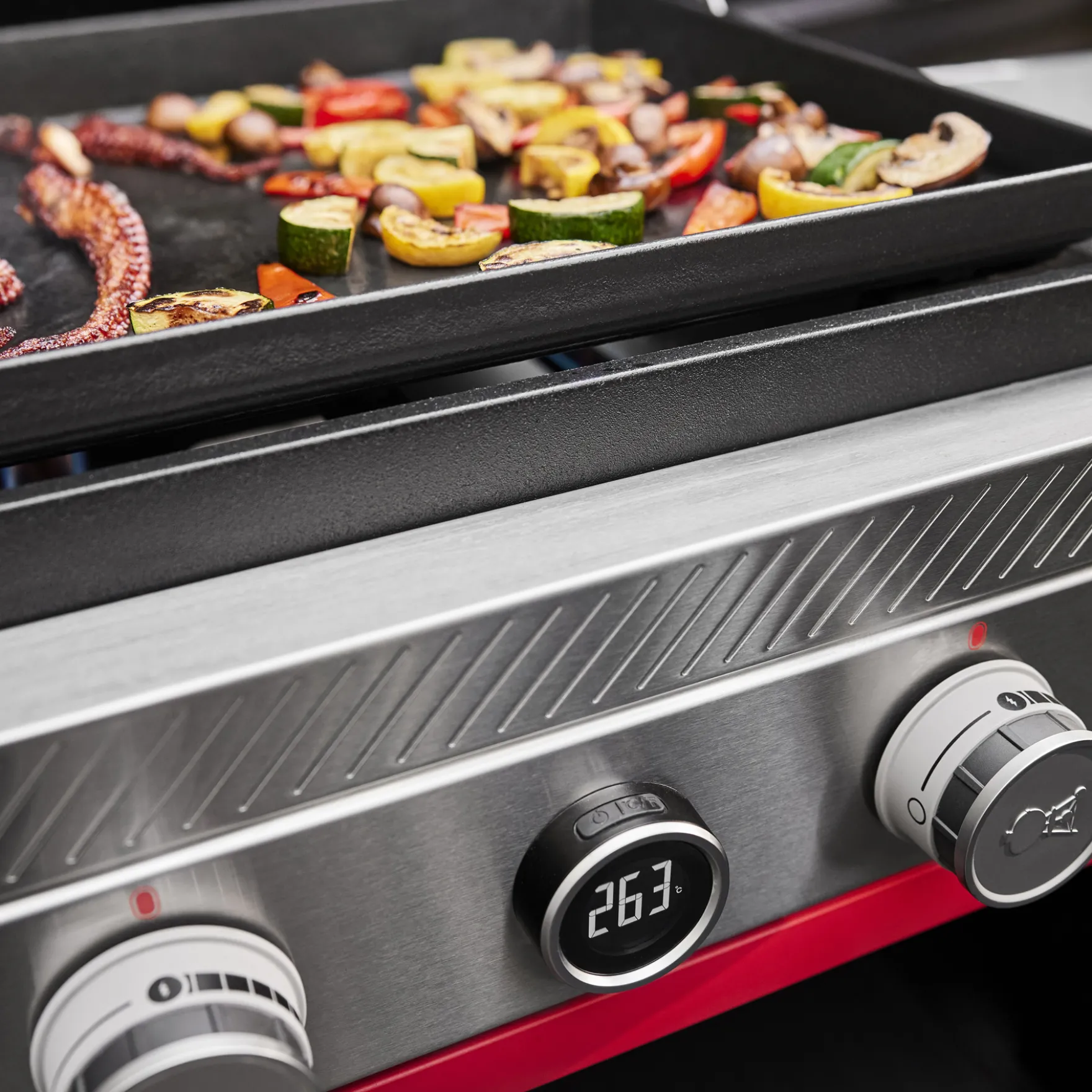 Weber® SLATE® GPSB 76 cm Premium Plancha